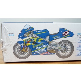 TAMIYA 24200 Volkswagen New Beetle Neuve  BO