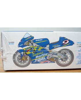 TAMIYA 24200 Volkswagen New Beetle Neuve  BO