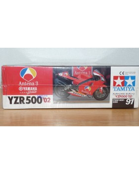 TAMIYA  14091, YAMAHA 500 GP 2002 D'ANTIN ANTENA 3  1/12 BO
