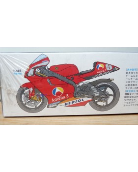 TAMIYA  14091, YAMAHA 500 GP 2002 D'ANTIN ANTENA 3  1/12 BO