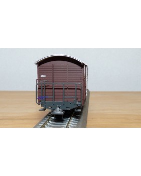 BEMO 2250 208, wagon couvert  N° Gbv 4438s FO  BO