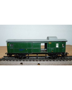 MÄRKLIN  329 / 4 . 1,   fourgon à 2 essieux DB 
