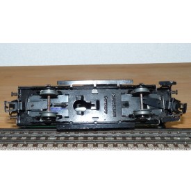 MÄRKLIN  329 / 4 . 1,   fourgon à 2 essieux DB 