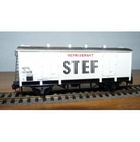 HORNBY acHO 7360 voiture banlieue dite Romilly SNCF