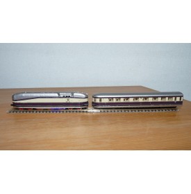 ARNOLD 0166, coffret train Henschel Wegmann DR BO