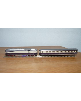 ARNOLD 0166, coffret train Henschel Wegmann DR BO