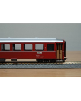 Voiture métallique à portes centrales AB 1157 Rhb BO