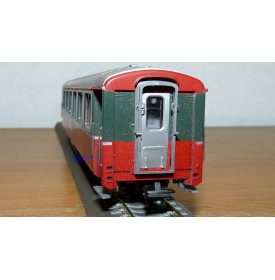 Voiture métallique à portes centrales AB 1157 Rhb BO