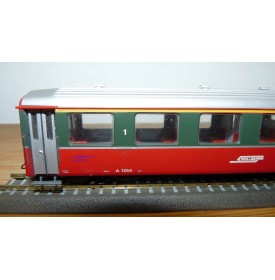 Voiture métallique à portes centrales AB 1157 Rhb BO
