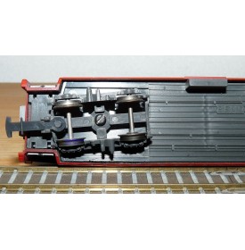 Voiture métallique à portes centrales AB 1157 Rhb BO