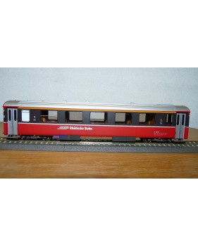 BEMO  3281 102 , voiture unifiée 3 ème série de 1 ère classe type A N°: 1272  RhB  BO