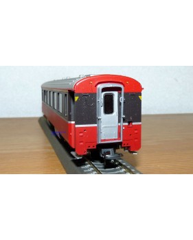 BEMO  3281 102 , voiture unifiée 3 ème série de 1 ère classe type A N°: 1272  RhB  BO