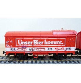 LILIPUT 229 04, wagons couverts pour  bière ASTRA DB BO