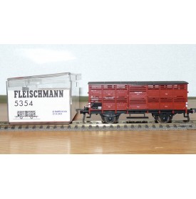 FLEISCHMANN 5354 wagon couvert à claire voie type Vh 04 DB BO