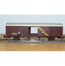 ROCO 46405, wagon couvert pour transport postal ( Postbeiwagen)  type Gbss-vx ÖBB BO