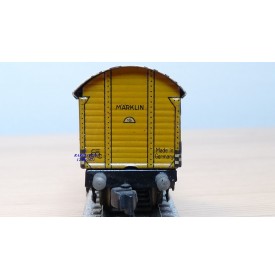 Märklin ancien 382 . 2,   wagon couvert à bananes JAMAICA FYFFE