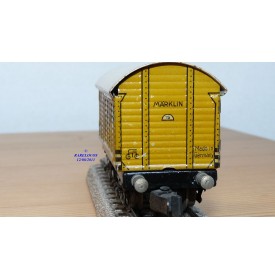 Märklin ancien 382 . 2,   wagon couvert à bananes JAMAICA FYFFE
