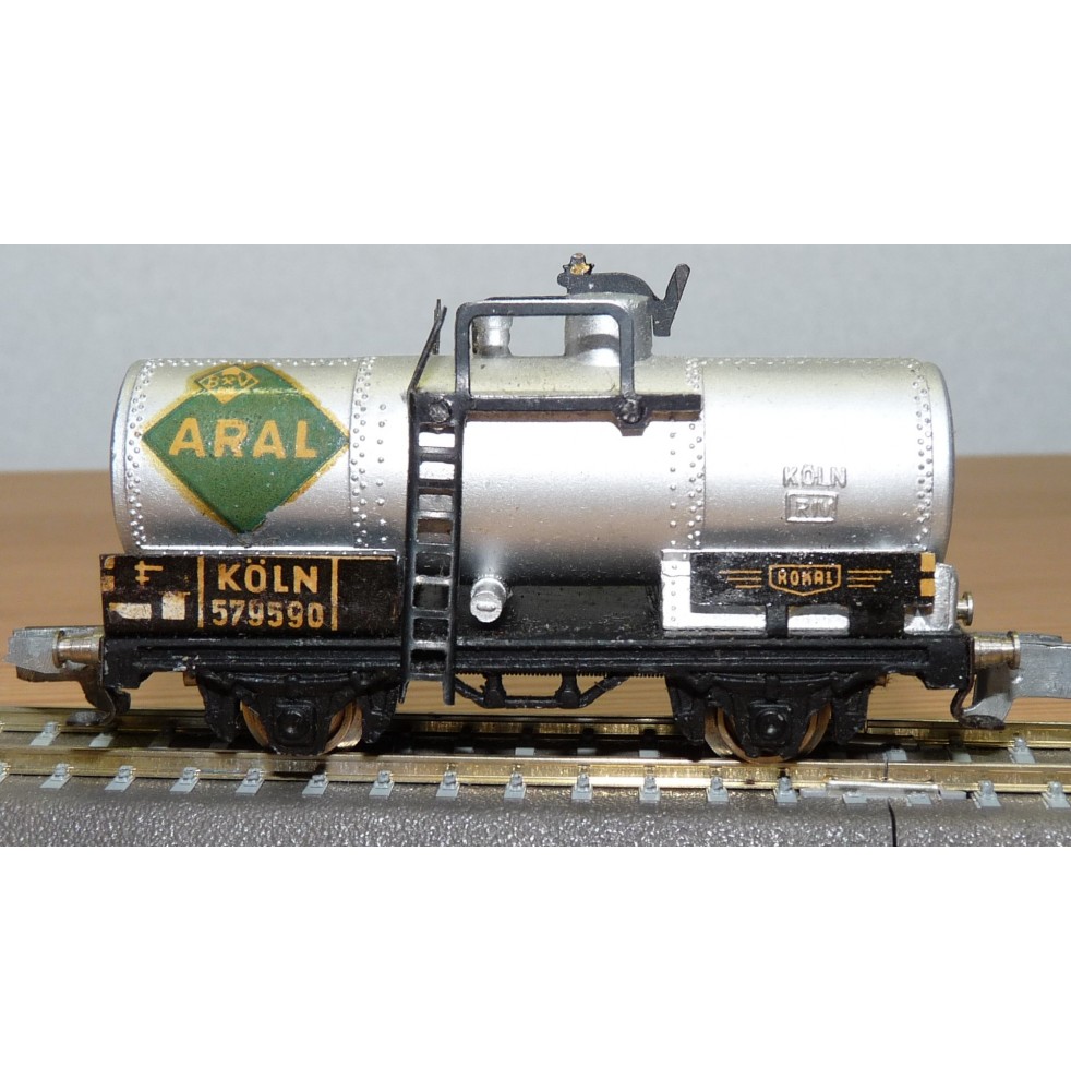 ROKAL métal G 234,  wagon citerne à guérite ARAL DB BO