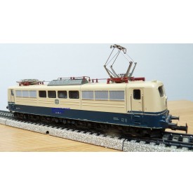 Märklin 3058, Motrice CC Br 151 DB BO 