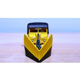 Dinky Toys 567, camion chasse neige MERCEDES BENZ UNIMOG  BO