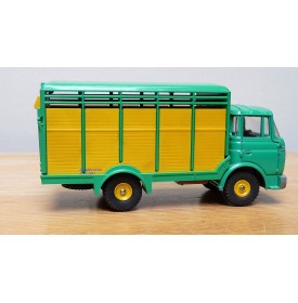 Dinky Toys 577, camion bétaillère BERLIET GAK  BO