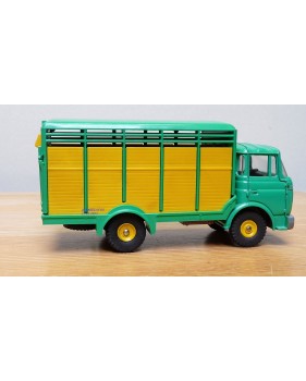Dinky Toys 577, camion bétaillère BERLIET GAK  BO