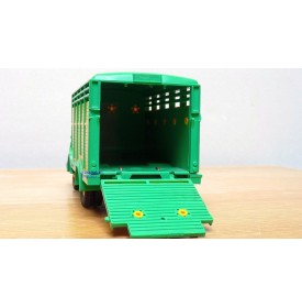 Dinky Supertoys 888, camion grue saharien Berliet GBO BO