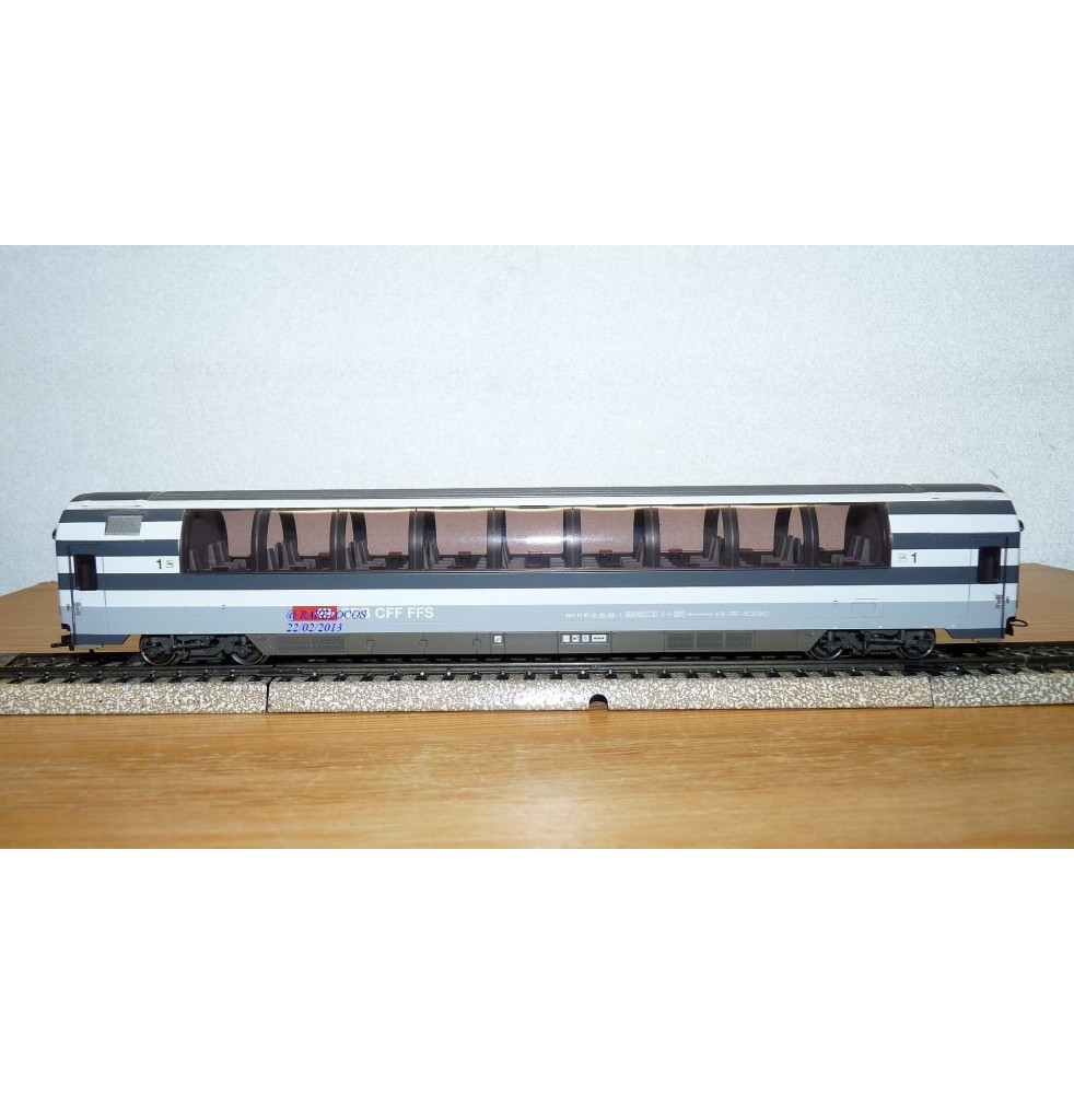 MÄRKLIN 4365, voiture panorama Euro City type Apm SBB BO