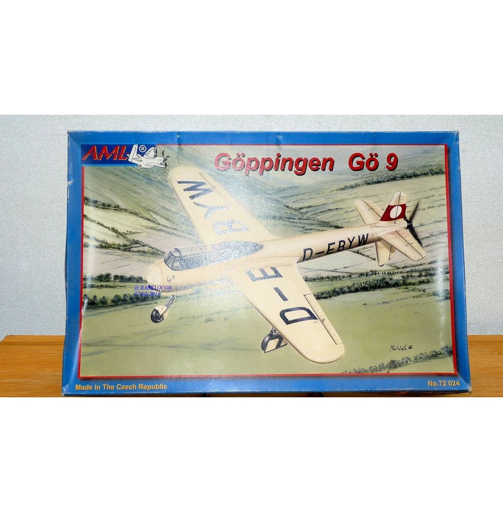 AML 72016 avion d'entrainement allemand ARADO Ar 79 Neuf BO 1/72