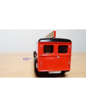 MATCHBOX  YCC02-M,  Fourgon GMC Coca Cola 1937  Neuf  BO