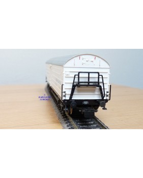 PIKO 6425 160,  wagon couvert à guérite CFR  BO 