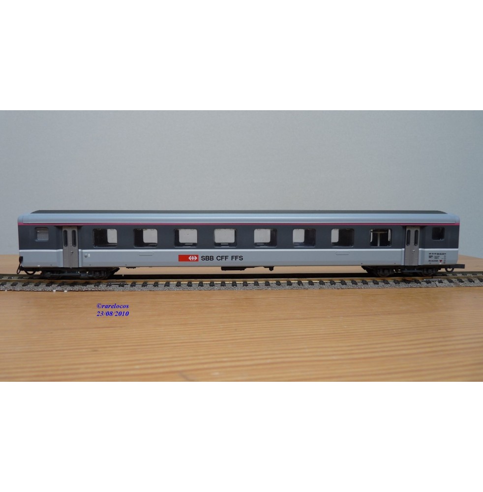 Roco HO 44052 - Coffret 4 Voitures SNCF "Boîtes à Tonnerre" Vertes, ép. III, Analogique