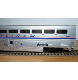 WALTHERS 932 2358, kit wagon couvert bois Peter Fox BO