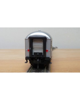 FLEISCHMANN 5122, voiture banlieue  "Silberling" type Brnzb 725  2  Kl. DB BO