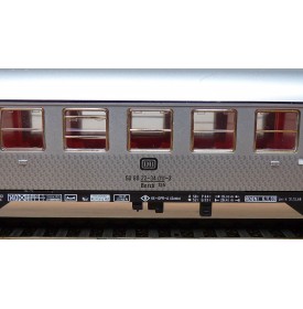 FLEISCHMANN 5122, voiture banlieue  "Silberling" type Brnzb 725  2  Kl. DB BO