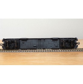 FLEISCHMANN 5122, voiture banlieue  "Silberling" type Brnzb 725  2  Kl. DB BO