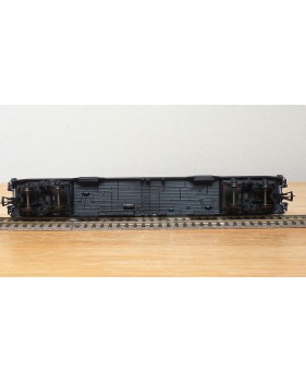 FLEISCHMANN 5122, voiture banlieue  "Silberling" type Brnzb 725  2  Kl. DB BO