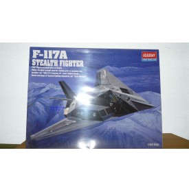 ACADEMY 2118 Chasseur furtif F- 117A  USAF Neuf  BO