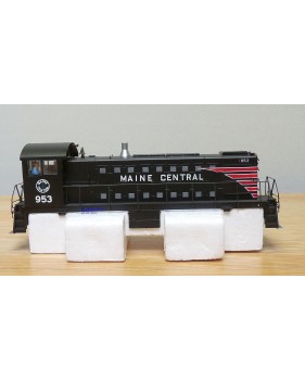 LIFE LIKE Proto 2000  23727,  loco  de triage ( switcher )  ALCO  S1 MEC Maine Central BO