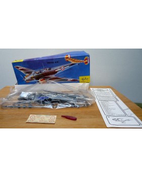 HELLER  L 394, bombardier POTEZ 631 Neuf  BO 1/72