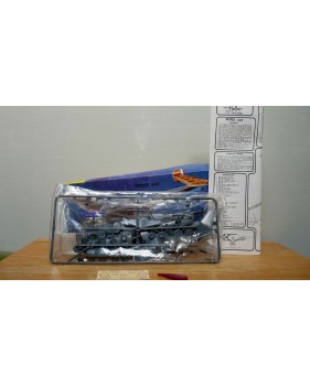 HELER 80317 DOUGLAS C-118 Liftmaster USAF Neuf BO 1/72