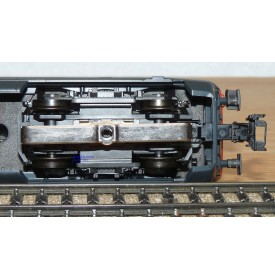 Märklin 83460, motrice Bo Bo série 460 ( Re 4/4 VI ) " Joggeli " SBB BO