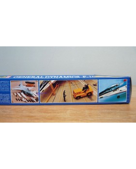 REVELL 85 2326 REYNARD VISTEON 1/25 BO
