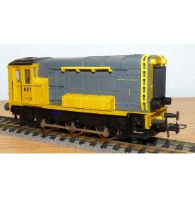 ROCO 04160 B, loco diesel à bielles série 500/600  N° 657 NS  BO