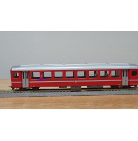 Voiture métallique à portes centrales AB 1157 Rhb BO
