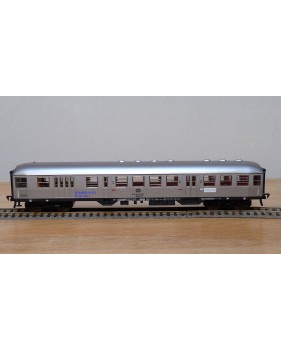 FLEISCHMANN 5120, voiture pilote banlieue  "Silberling" type BDnf  mixte fourgon/2 Kl. DB BO