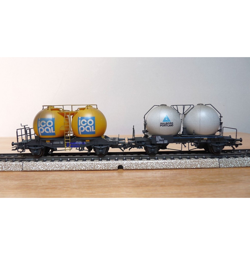 Märklin  46621, coffret 2 wagons citernes AALBORG et ICOPAL SJ et DSB  neuf  BO 