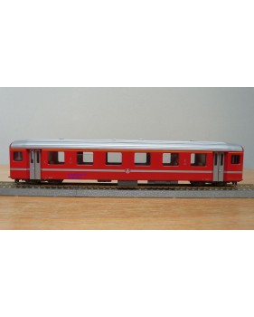 Voiture métallique à portes centrales AB 1157 Rhb BO