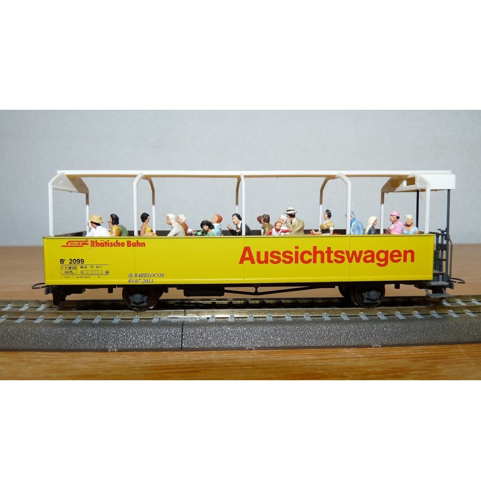 Voiture métallique à portes centrales AB 1157 Rhb BO
