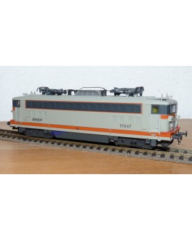 LIMA  véro 208439L,  motrice BoBo BB 17047  SNCF  BO 